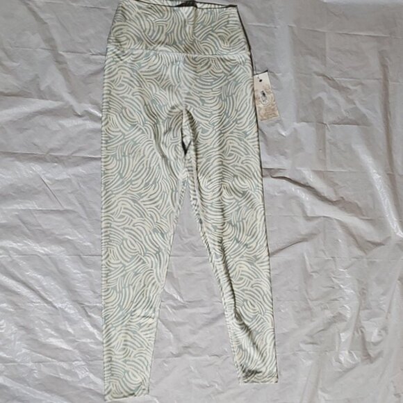 Sage Collective Women's Size Small Patterned Leggings New - Picture 11 of 11